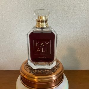 Kayali Vanilla 28